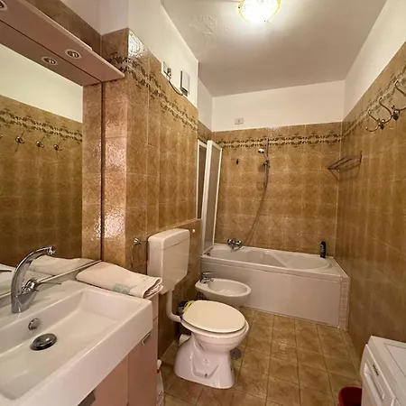 Immobillario - Raffaello Apartmán *